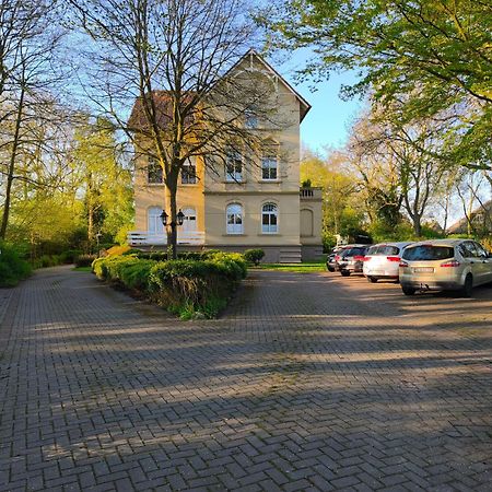 Emily'S Deichbude In Einer Historischen Villa In Dornumersiel Zewnętrze zdjęcie