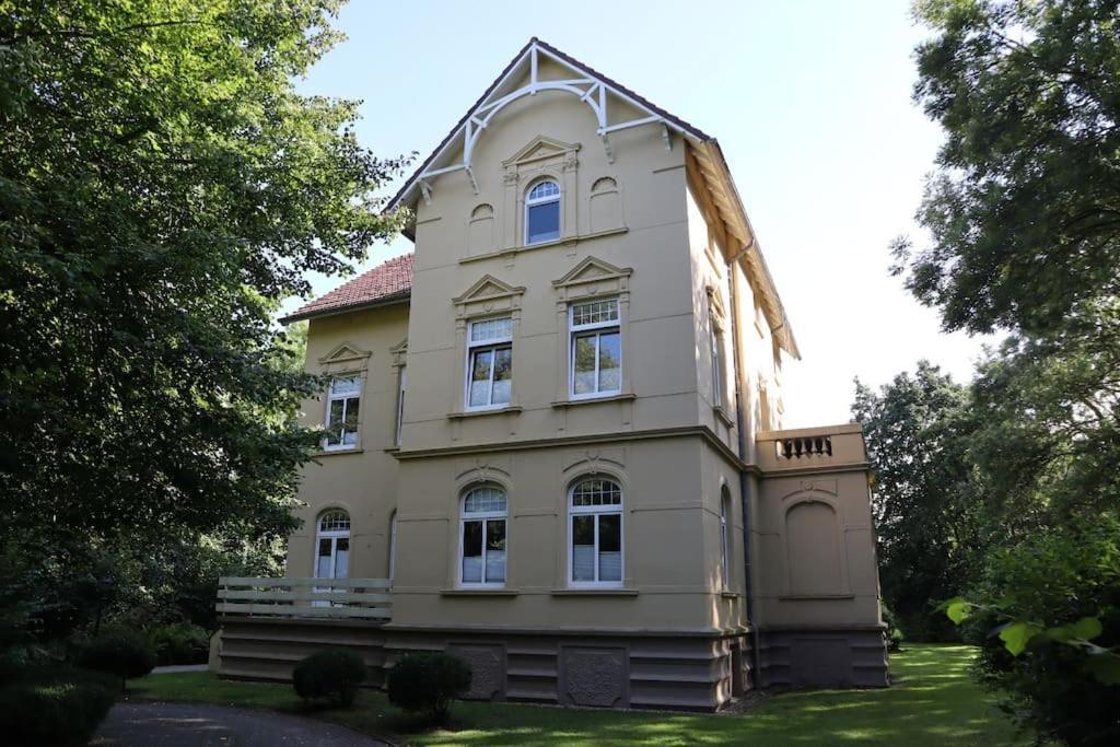 Emily'S Deichbude In Einer Historischen Villa In Dornumersiel Zewnętrze zdjęcie