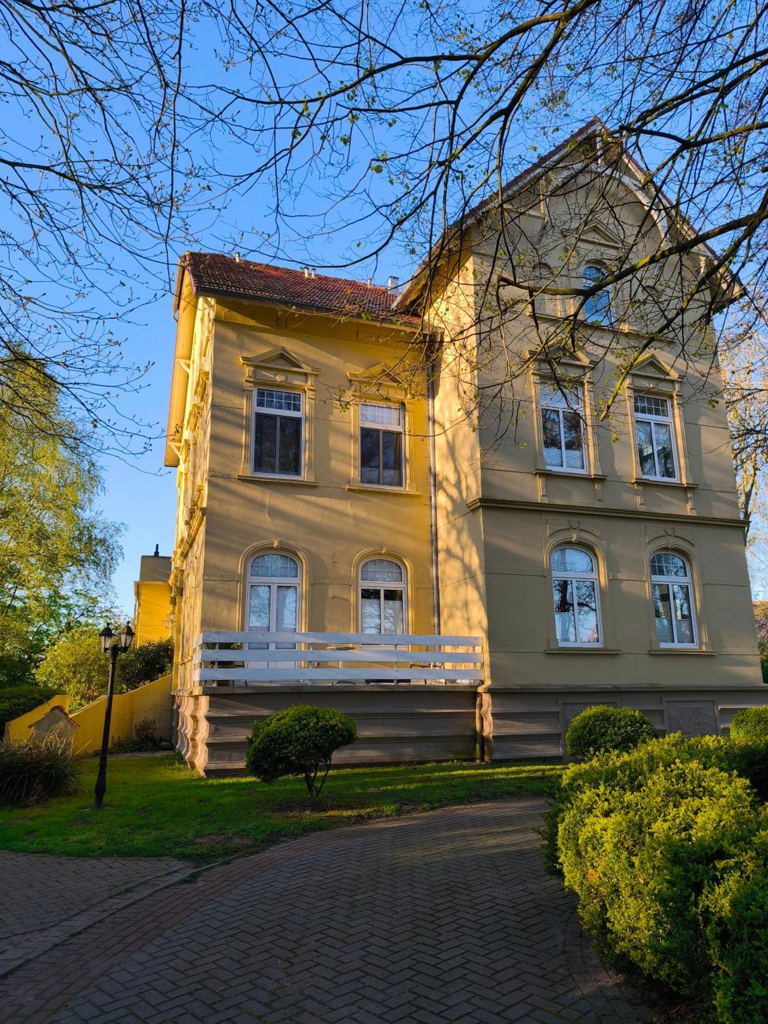 Emily'S Deichbude In Einer Historischen Villa In Dornumersiel Zewnętrze zdjęcie